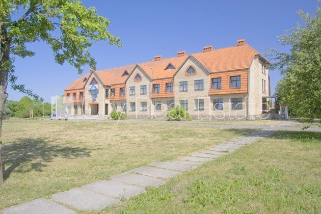 Viesu māja, renovēta māja, nomainītas inženierkomunikācijas, ķieģeļu mūra sienas, Talsi un novads - foto 2