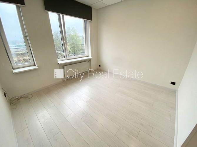 Fasādes māja, renovēta māja, slēgts pagalms, ieeja no ielas, ir lifts, kāpņu telpa pēc Rīga - foto 1
