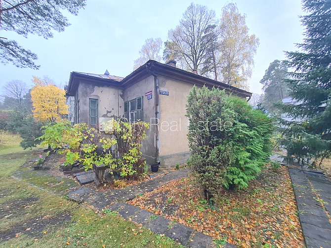 Zeme īpašumā, privātmāja, metāla jumta segums, labiekārtota apzaļumota teritorija 1448 m2, Jūrmala - foto 6