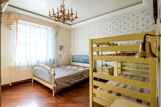 Privātmāja, labiekārtots apzaļumots pagalms, iežogota teritorija ar metāla sētu, teritorijas Jūrmala - foto 14