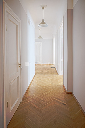 Fasādes māja, logi vērsti mājas abās pusēs, guļamistabu skaits 3 gab., istabas izolētas 3 Rīga - foto 14