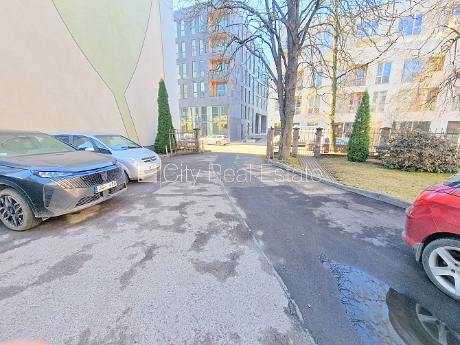 Pagalma ēka, renovēta māja, slēgts pagalms, iespēja nomāt autostāvvietu, ieeja no ielas, Rīga - foto 20