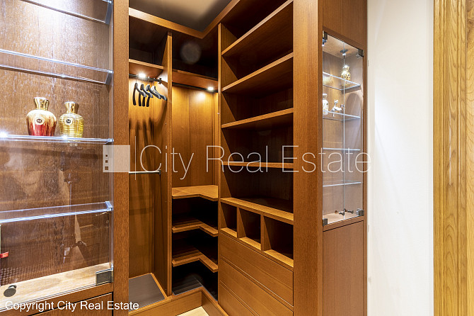 Реновированный дом, благоустроенный озеленённый двор, территория обнесена Юрмала - изображение 15