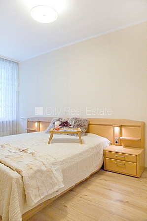 Fasādes māja, renovēta māja, labiekārtota apzaļumota teritorija, ieeja no ielas un pagalma, Rīga - foto 7