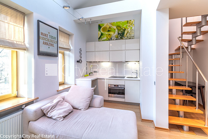 Мансарда, французский балкон, двухэтажный, центральное отопление, деревянные Рига - изображение 3