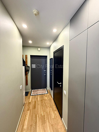 Новостройка, благоустроенная озеленённая территория, закрытый двор, место для Рига - изображение 18