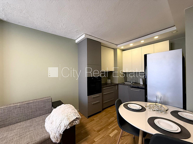 Новостройка, благоустроенная озеленённая территория, закрытый двор, место для Рига - изображение 5