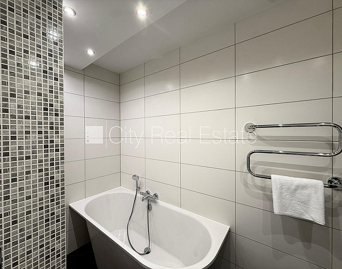 Новостройка, благоустроенная озеленённая территория, закрытый двор, место для Рига - изображение 15