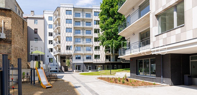 Новостройка, на подвальном этаже доступно кладовое помещение, благоустроенный Рига - изображение 8