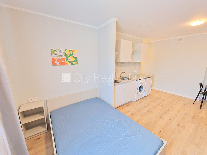 Fasādes māja, slēgts pagalms, iespēja nomāt autostāvvietu, ieeja no ielas, kāpņu telpa pēc Rīga - foto 6