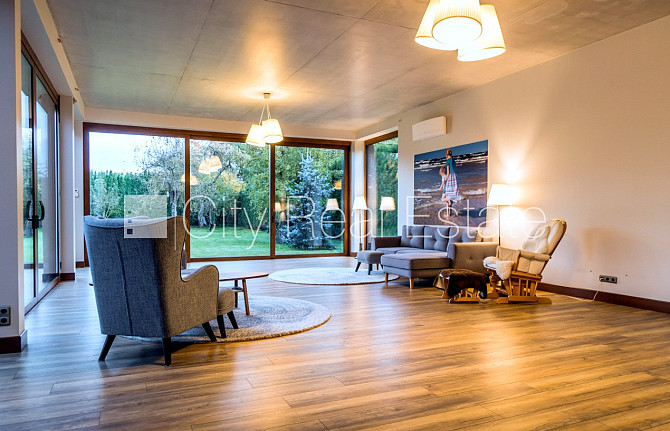 Zeme īpašumā, privātmāja, renovēta māja, nomainītas inženierkomunikācijas, labiekārtota Rīga - foto 8