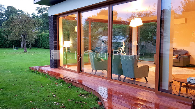 Zeme īpašumā, privātmāja, renovēta māja, nomainītas inženierkomunikācijas, labiekārtota Rīga - foto 6