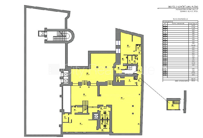 Pagalma māja, ieeja no ielas, puspagrabs, kāpņu telpa pēc kapitālā remonta, logi vērsti uz Rīga - foto 18