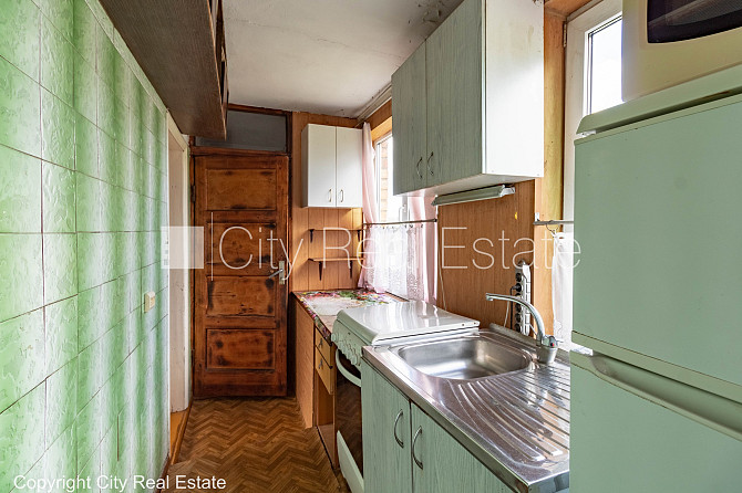 Vasarnīca, slēgta teritorija, vieta automašīnai, 2 gab. verandas, istabas izolētas 4 gab., Rīga - foto 9