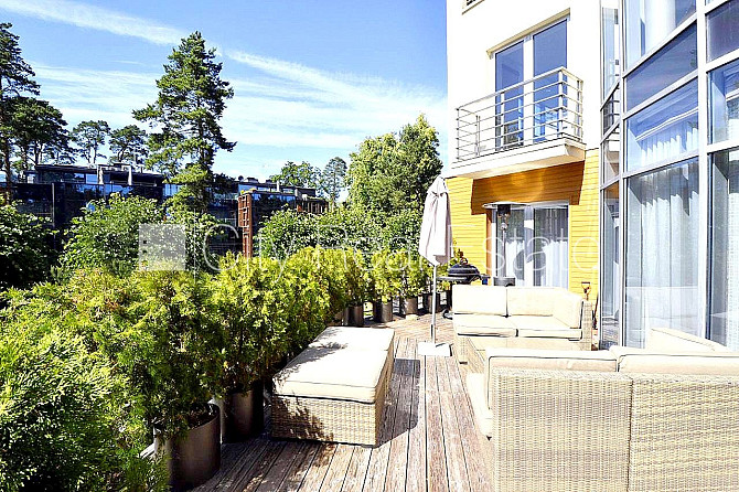 Pagalma māja, iežogota teritorija ar koka sētu, logi vērsti uz pagalma pusi, gāzes apkure, Rīga - foto 8