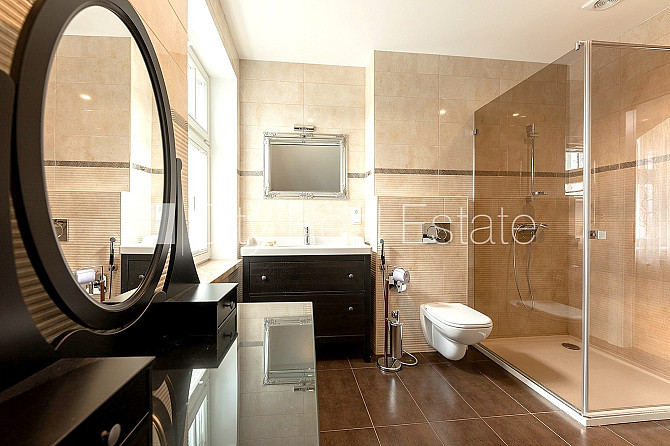 Privātmāja, labiekārtots apzaļumots pagalms, iežogota teritorija, slēgta teritorija, vieta Jūrmala - foto 12