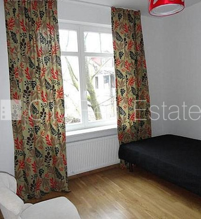 Fasādes māja, renovēta māja, slēgts pagalms, iespēja nomāt autostāvvietu, ieeja no pagalma, Rīga - foto 8
