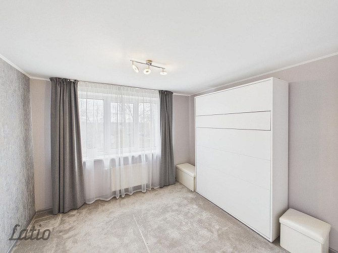 Pārdod plašu ģimenes māju Salaspilī ar pirti un viesu māju
Tiek pārdots pārdomāts un Salaspils - foto 4