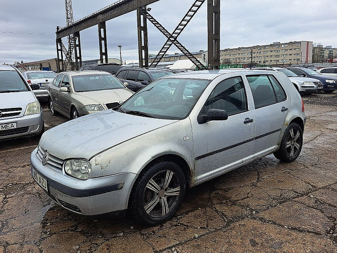 Volkswagen Golf Comfortline ATM 1.6 74kW Tallina - foto 2