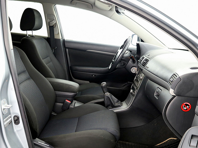 Toyota Avensis Linea Sol Facelift 2.0 108kW Tallina - foto 6