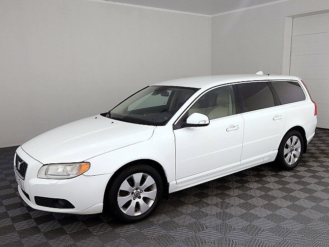Volvo V70 Summum Facelift ATM 2.4 D5 136kW Таллин - изображение 2