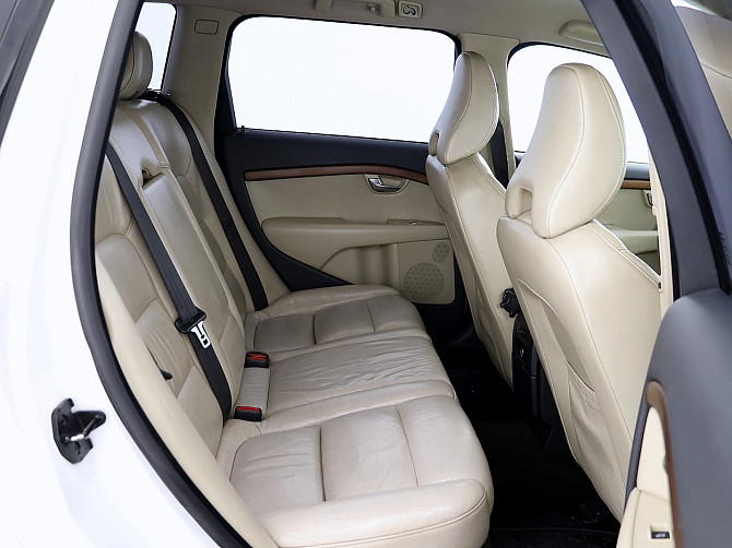 Volvo V70 Summum Facelift ATM 2.4 D5 136kW Таллин - изображение 7