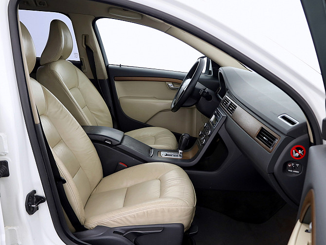 Volvo V70 Summum Facelift ATM 2.4 D5 136kW Таллин - изображение 6