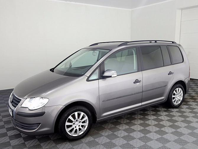 Volkswagen Touran Comfortline Facelift 1.9 TDI 66kW Tallina - foto 2