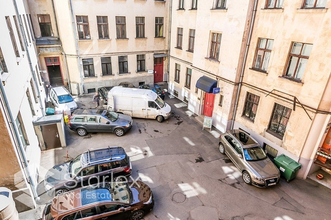 Iznomā biroja telpas tikko pēc kosmētiskā remonta pašā pilsētas centrā, Dzirnavu ielā 87. Rīga - foto 16