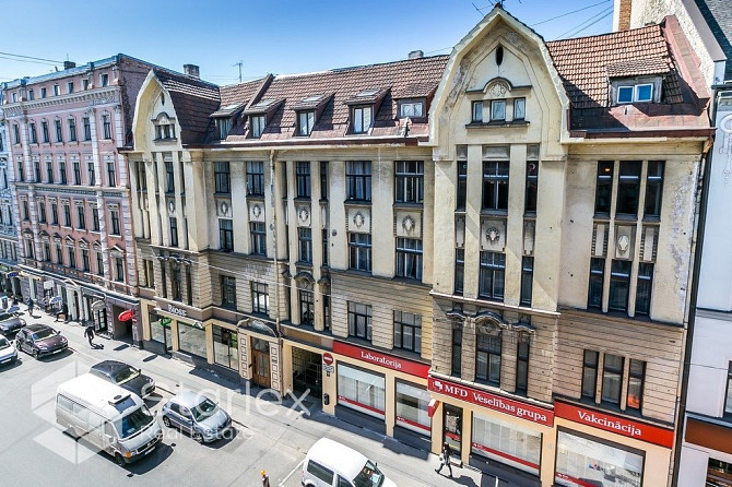Iznomā biroja telpas tikko pēc kosmētiskā remonta pašā pilsētas centrā, Dzirnavu ielā 87. Rīga - foto 17