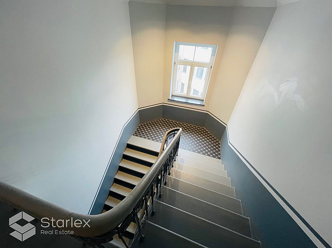 Iznomā mēbelētu biroju Riverside Offices.  Kopējā platība 92 m2.  Telpas izvietotas ēkas Rīga - foto 16