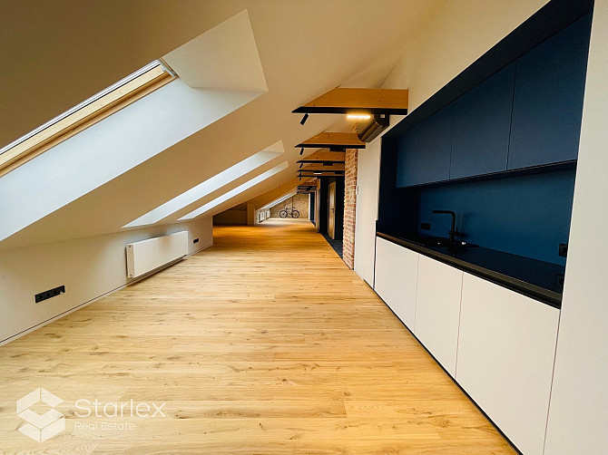 Iznomā mēbelētu biroju Riverside Offices.  Kopējā platība 92 m2.  Telpas izvietotas ēkas Rīga - foto 3