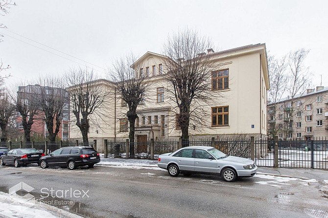 Pārdod reprezentablu dzīvokļu un biroju ēku Ernestīnes ielā 6, Āgenskalnā. Pirmskara laikā Rīga - foto 1