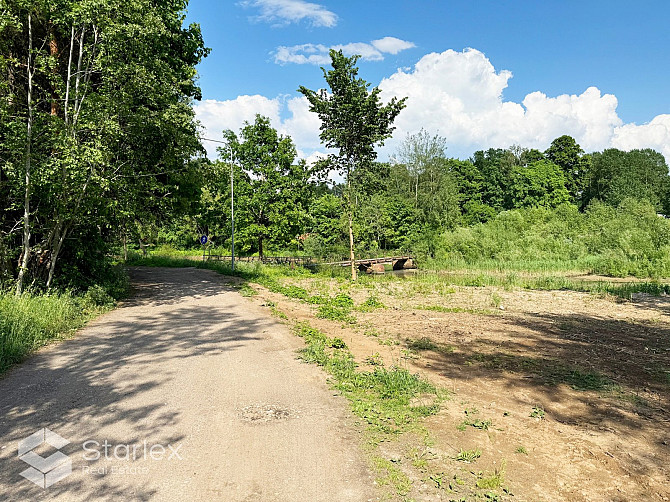 Pārdod zemes gabalu ar platību 4112 m2 Rīgā, Šampēterī. Zemes gabals lielākoties ir Rīgas rajons - foto 16