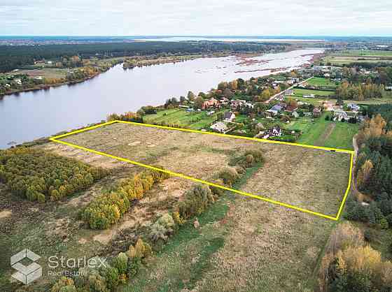 Pārdod zemes gabalu ar platību 3,9 ha pirmajā līnijā no Daugavas ciematā Alejas, Ķekavas novadā. Rob Ķekavas pagasts