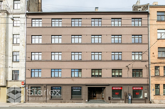 Iznomā restorānam/kafejnīcai piemērotas telpas prestižā vietā Vecrīgā, Pils laukumā 4. Rīga - foto 1