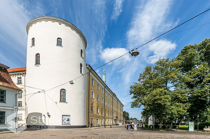 Piedāvājumā unikāla un arhitektoniski izteiksmīga sarkano ķieģeļu māja ar kopējo platību Ogre un novads - foto 10