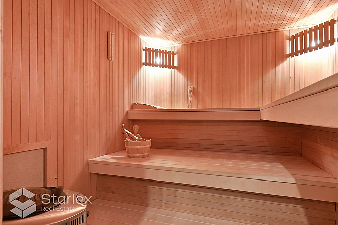 Plaša un iespaidīga privātmāja Bieriņos. Lielisks divstāvu nams un skaisti iekārtots dārzs. Rīga - foto 20