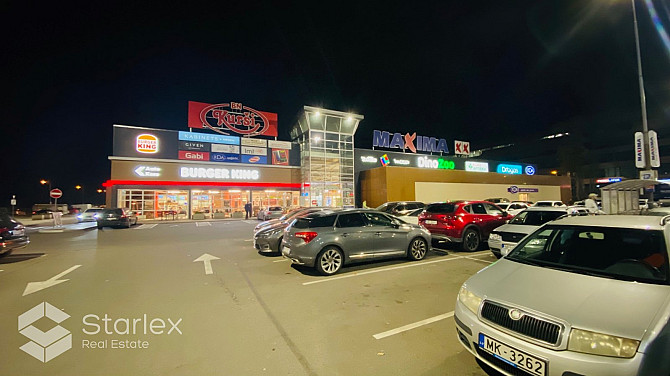 Kompaktas telpas tirdzniecības centrā. Ērta piebraukšana, plaša autostāvvieta, blakus Rīga - foto 4
