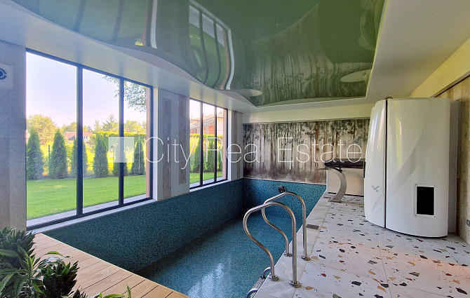 Jaunceltne, fasādes māja, labiekārtota apzaļumota teritorija, garāža vienai automašīnai, Rīga - foto 17