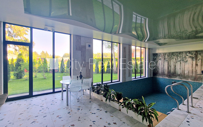 Jaunceltne, fasādes māja, labiekārtota apzaļumota teritorija, garāža vienai automašīnai, Rīga - foto 18