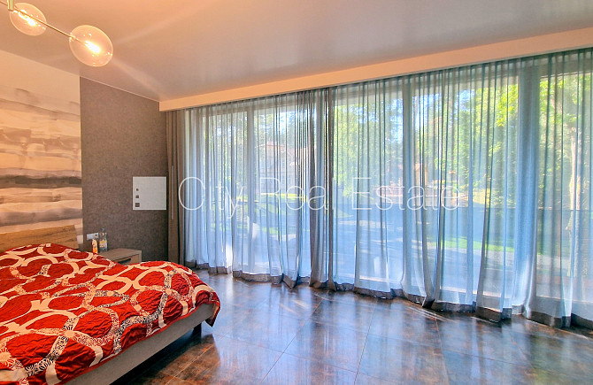 Jaunceltne, fasādes māja, labiekārtota apzaļumota teritorija, garāža vienai automašīnai, Rīga - foto 8