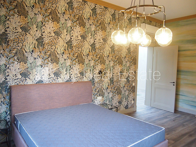 Renovēta māja, slēgts pagalms, iespēja nomāt autostāvvietu, apsargāta autostāvvieta, Rīga - foto 8