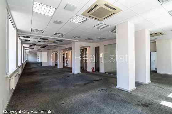 Фасадный дом, реновированный дом, плата за обслуживание одного квадратного метра Rīga