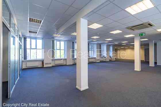 Фасадный дом, реновированный дом, плата за обслуживание одного квадратного метра Rīga