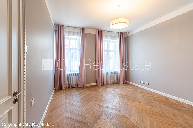 Renovēta māja, slēgts pagalms, iespēja nomāt autostāvvietu, apsargāta autostāvvieta, ieeja Rīga - foto 6