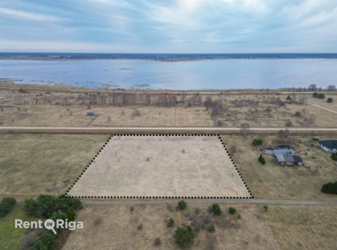 Iegādei tiek piedāvāts 1.22 ha plašs zemesgabals ar izstrādātu detālplānojumu, kas paredz Rīgas rajons - foto 1