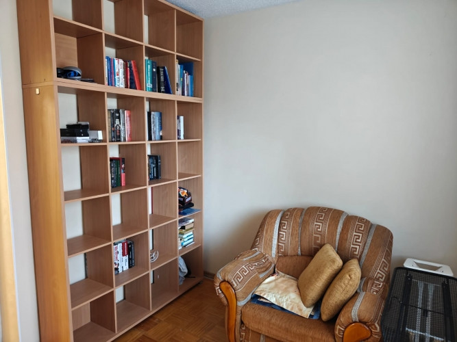 Pārdod saulainu un funkcionāli pārdomātu četru istabu dzīvokli Zolitūdē  vienā no Rīga - foto 6