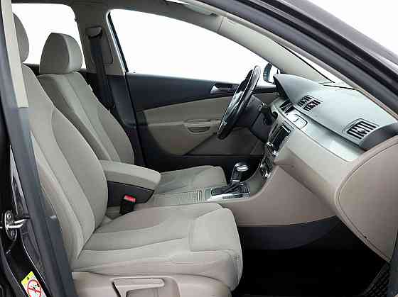 Volkswagen Passat Comfortline Facelift ATM 1.8 118kW Tallina