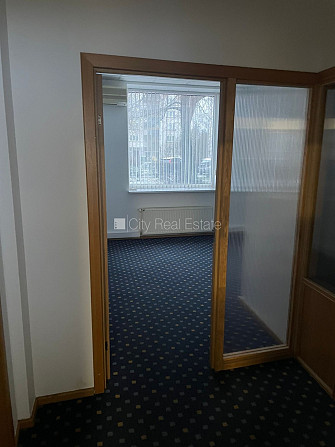 Фасадный дом, плата за обслуживание одного квадратного метра в  месяц 1.6 EUR, вход с Рига - изображение 19